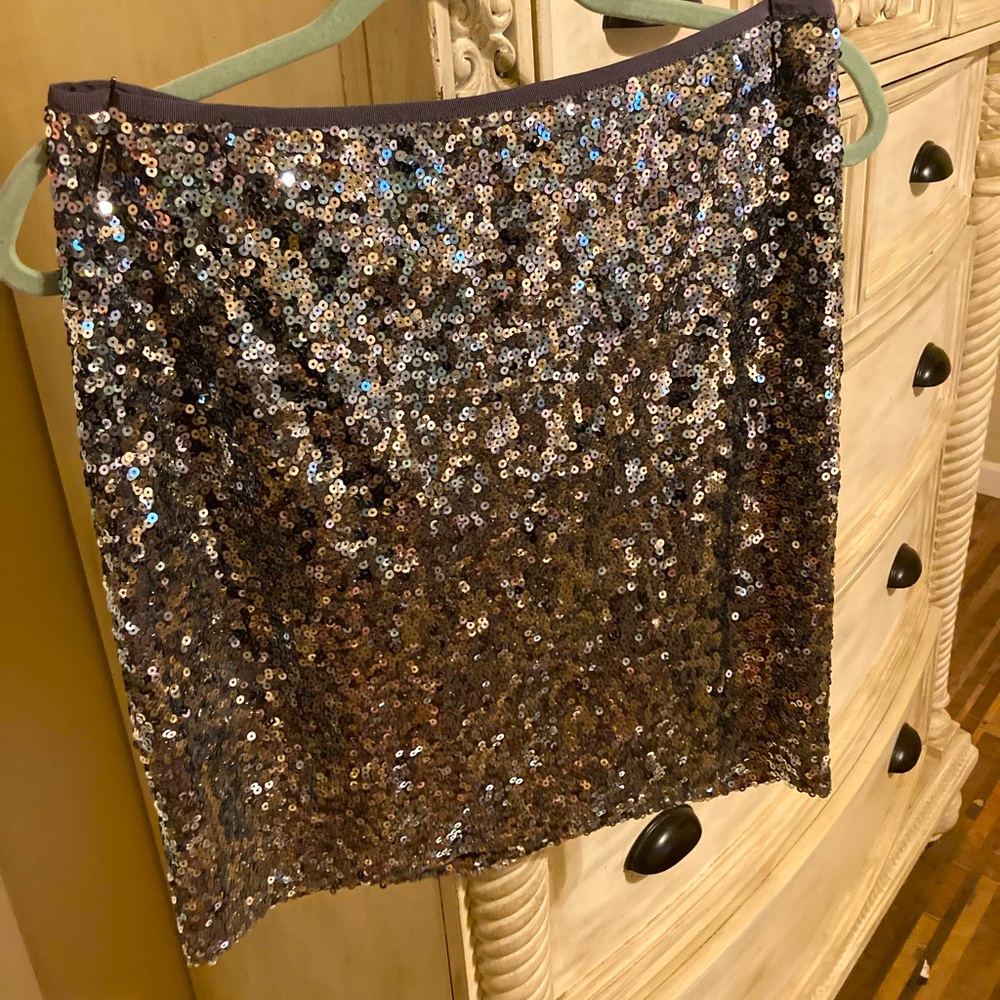 White House Black Market Grey/black sequined mid length skirt.